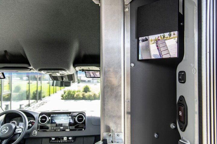 Mercedes-Benz Sprinter Sustainer