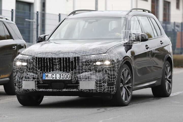Spyshots BMW X7