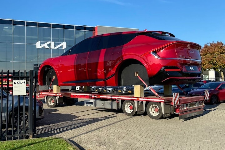 Kia Giant EV6