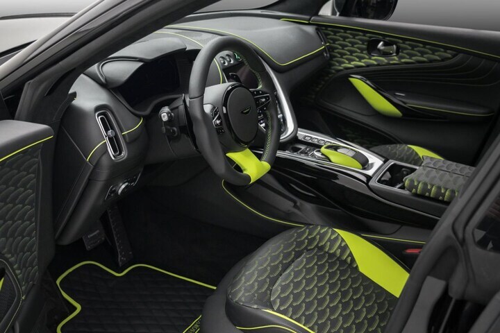 Mansory Aston Martin DBX