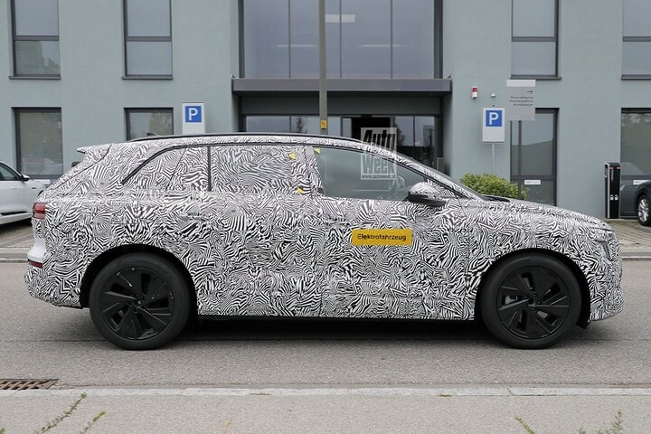 Spyshots Audi Q5 e-tron