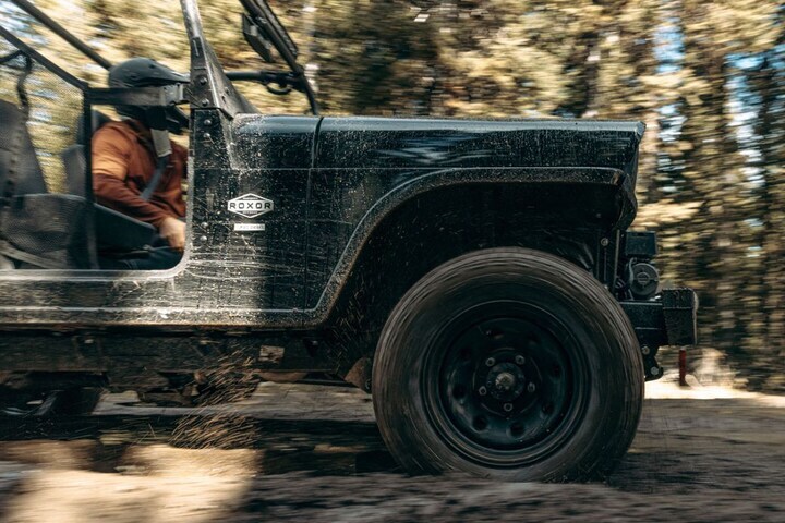 Mahindra Roxor