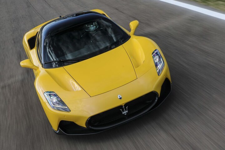 Maserati MC20