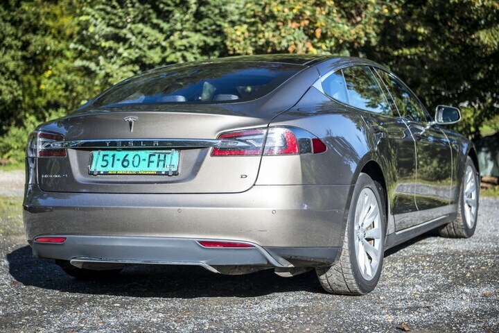 Tesla Model S
