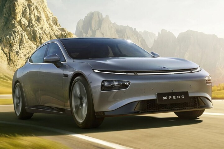 Xpeng P7