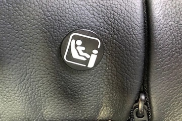 Isofix i-Size logo op zitting