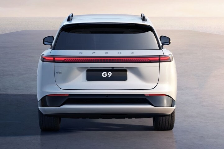 Xpeng G9