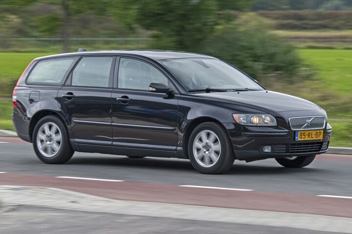 Volvo V50