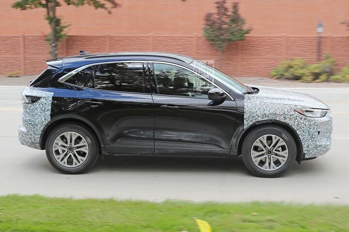 Spyshots Ford Kuga facelift