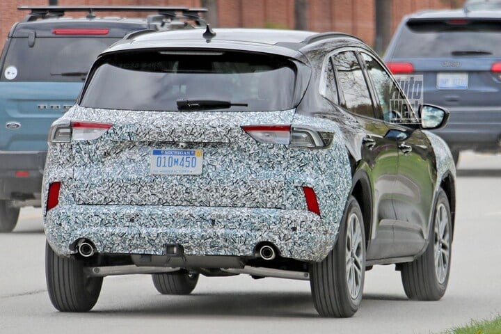 Spyshots Ford Kuga facelift