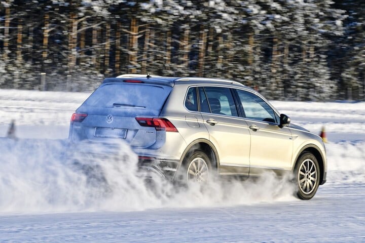 AutoWeek Winterbandentest 2021 SUV