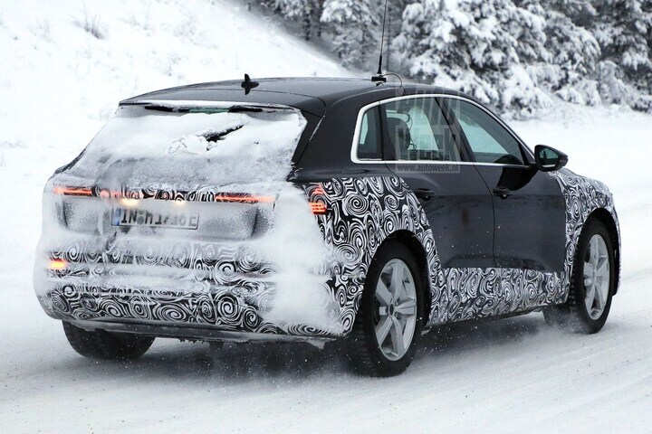 Audi E-tron spyshots