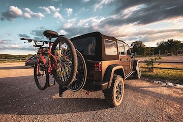 Fietsendrager Fietsen Jeep trekhaak outdoor