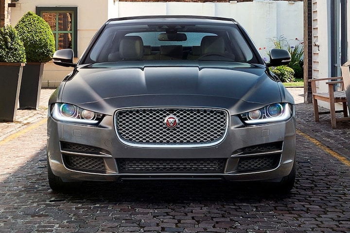 Jaguar XE Facelift Friday
