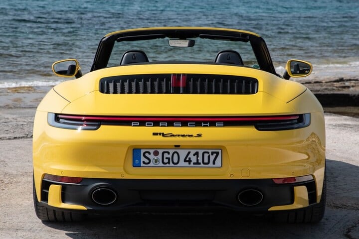 Porsche 911 Carrera S Cabriolet