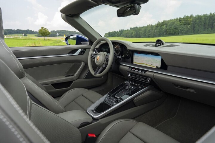 Porsche 911 Carrera Cabriolet