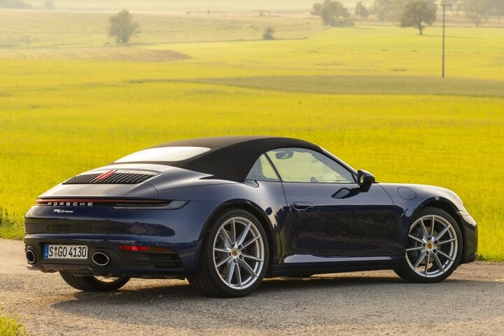 Porsche 911 Carrera Cabriolet
