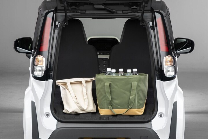 Toyota C+ Pod