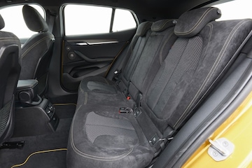 BMW X2 Achterbank alcantara hexagon