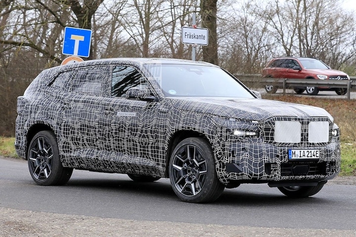 Spyshots BMW XM