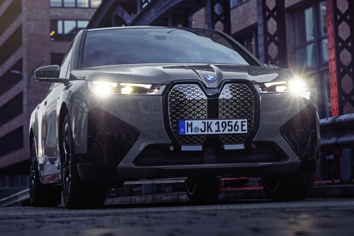BMW iX M60