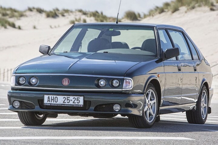 Tatra T700
