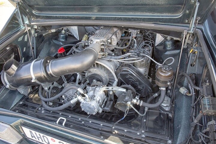 Tatra T700