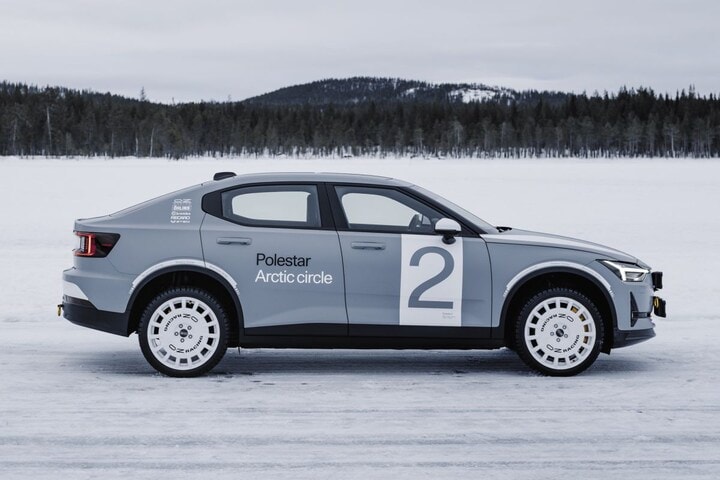 Polestar 2 Arctic Circle