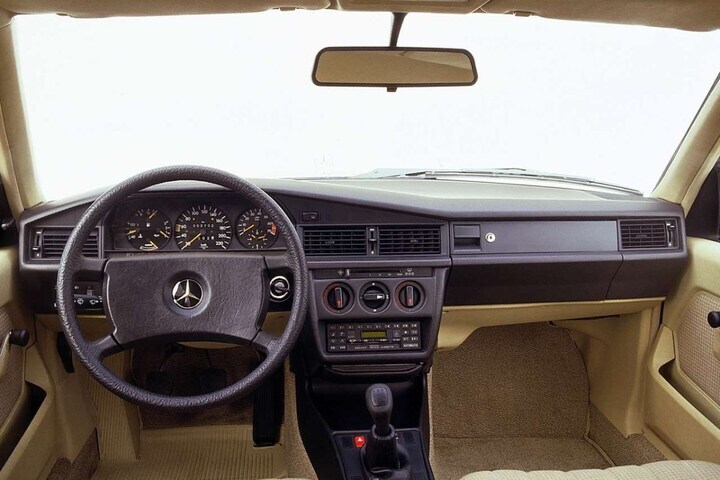 Mercedes-Benz 190