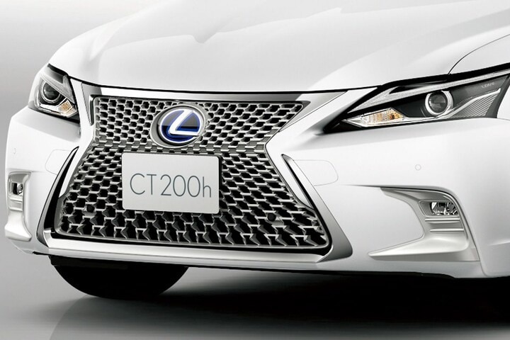 Lexus CT200h