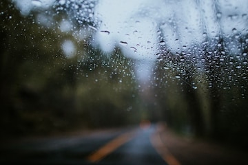 Natte ruit slecht zicht - Ivana Cajina Unsplash