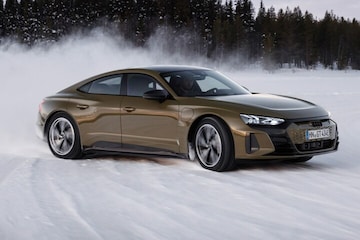 Met audi op glas ijs