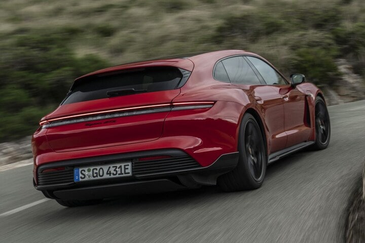 Porsche Taycan Sport Turismo