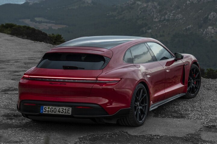 Porsche Taycan Sport Turismo