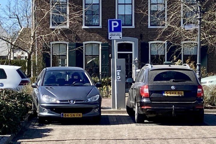 Laadpaalklevers niet laden niet elektrische auto laadpaal