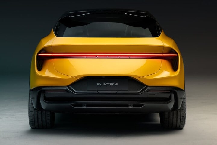 Lotus Eletre