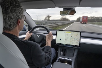 Tesla Model 3 op de Autobahn