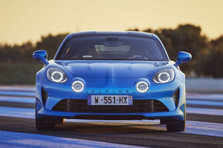 Alpine A110