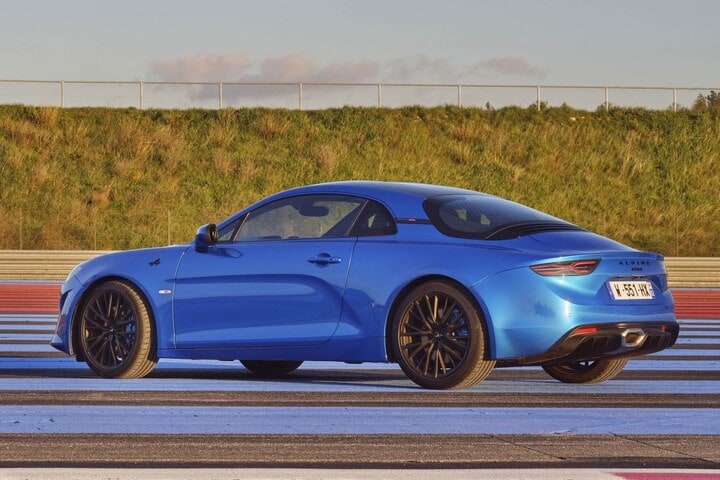 Alpine A110