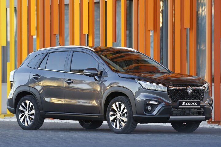 Suzuki S-Cross Full-Hybrid