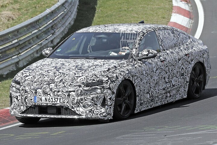 Spyshots Audi A6 e-tron