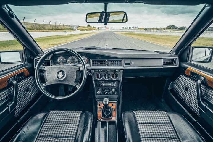 Mercedes-Benz 190