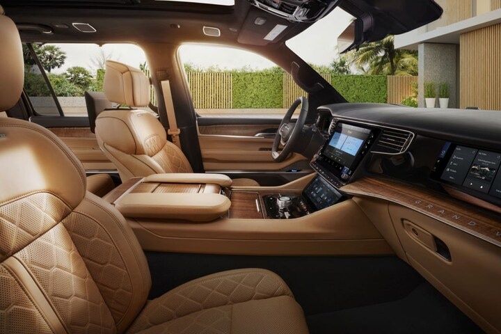 Jeep Grand Wagoneer L