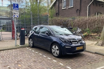 Laadpaalklever Niet laden geen kabel Huurauto laadpaal