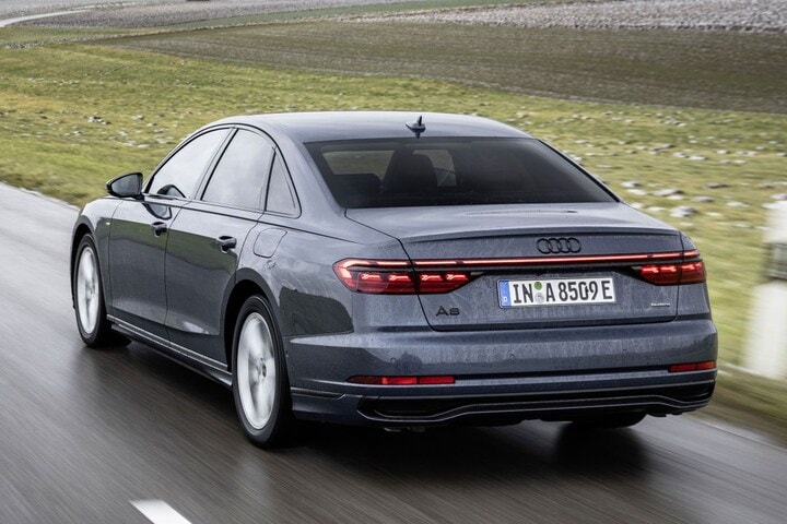 Audi A8