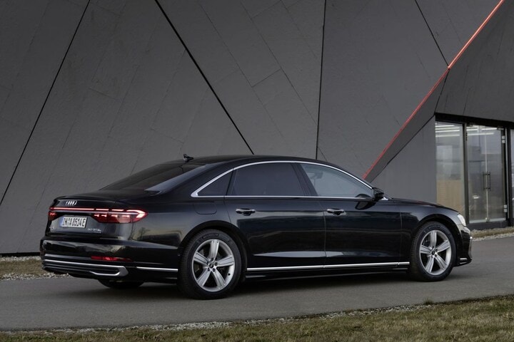 Audi A8