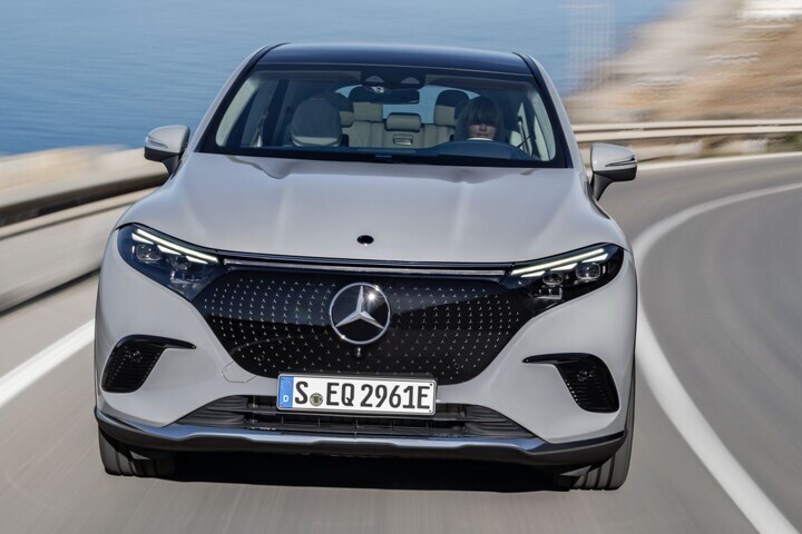 Mercedes-Benz EQS SUV