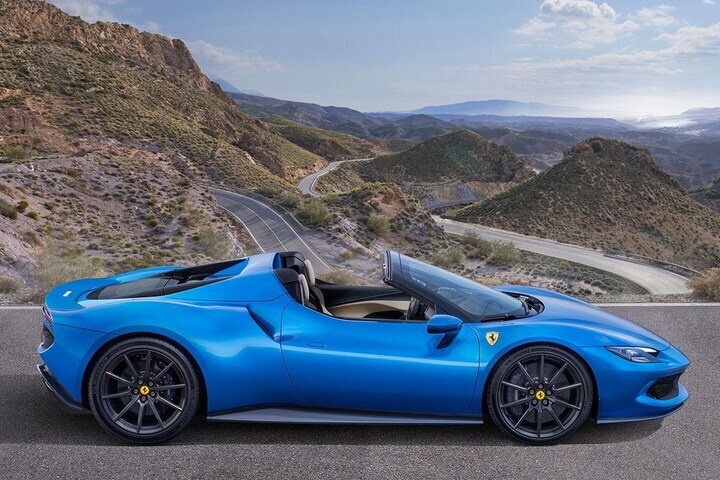 Ferrari 296 GTS