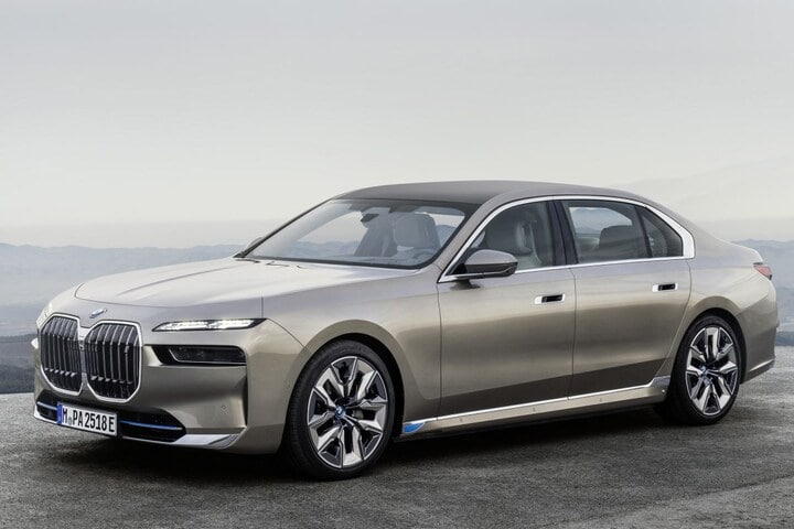 BMW 7-serie i7
