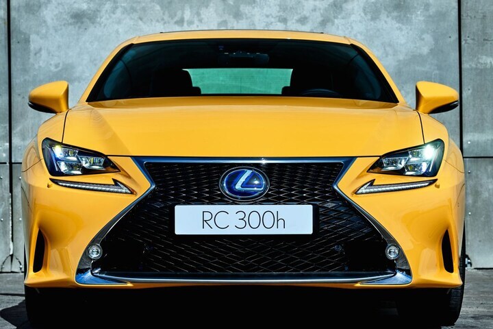 Lexus RC Facelift Friday